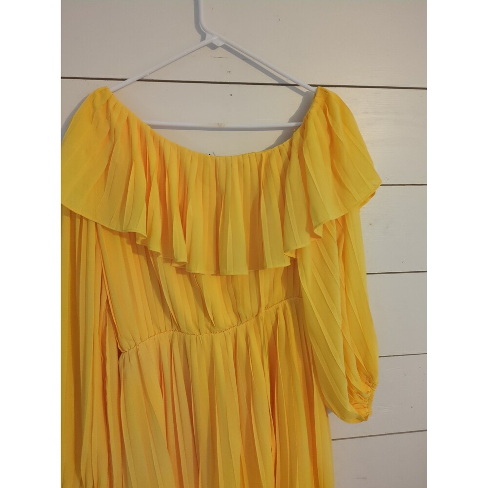 Endless Rose yellow pleated cold shoulder asymmetrical yellow ruffle dress large